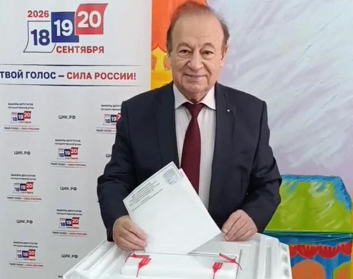 Юрий Цкипури в числе первых проголосовал на выборах в Тульской области Юрий Цкипури в числе первых проголосовал на выборах в Тульской области