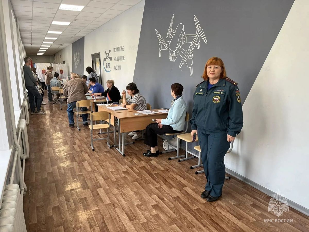 Тульские спасатели обеспечивают безопасность жителей региона в Единый день голосования Тульские спасатели обеспечивают безопасность жителей региона в Единый день голосования