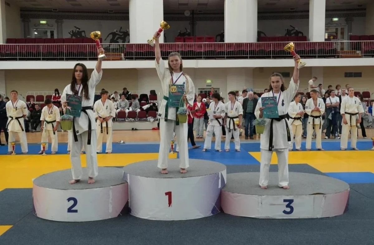 Тульская каратистка одержала победу над действующей чемпионкой России Тульская каратистка одержала победу над действующей чемпионкой России