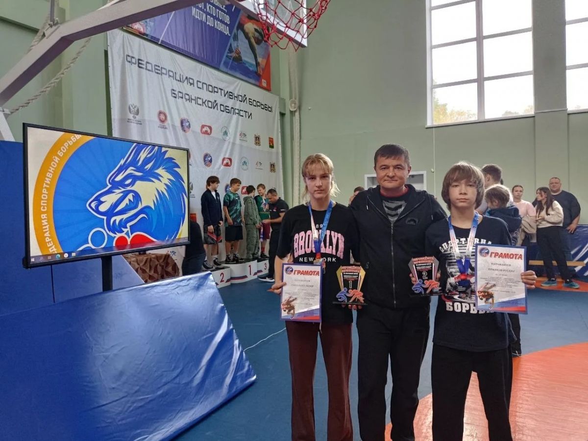 Соревнования по вольной борьбе завершились для плавских спортсменов золотом и серебром