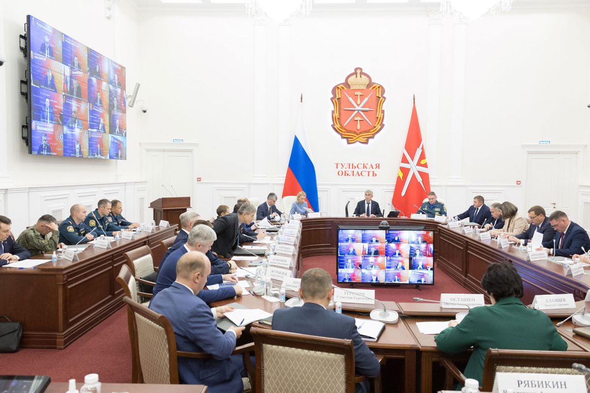Дмитрий Миляев провел заседание комиссии по предупреждению и ликвидации ЧС Дмитрий Миляев провел заседание комиссии по предупреждению и ликвидации ЧС