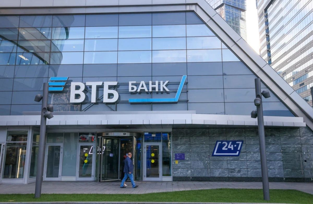 Эксперты связывают дальнейшие решения ЦБ с инфляцией и бюджетом Эксперты связывают дальнейшие решения ЦБ с инфляцией и бюджетом