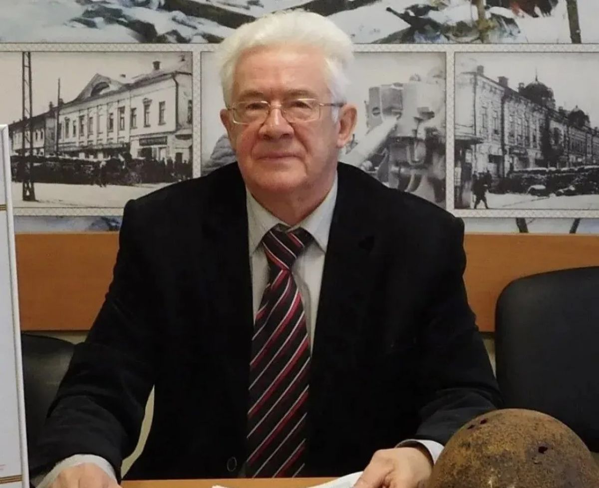 Ветеран Валерий Новиков: «Гордость за страну рождается из знания её истории» Ветеран Валерий Новиков: «Гордость за страну рождается из знания её истории»