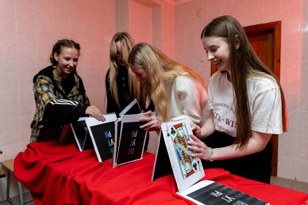 Первокурсники-медики ТулГУ прошли квест «Внутри» в честь посвящения