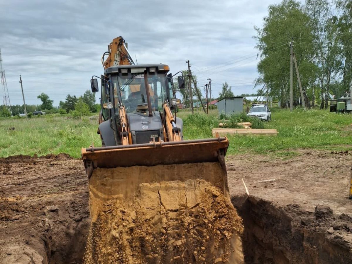 В поселке Ясногорского района возводят водонапорную башню В поселке Ясногорского района возводят водонапорную башню