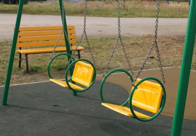 На улице Металлургов в Туле обустроят детскую и спортивную площадки На улице Металлургов в Туле обустроят детскую и спортивную площадки