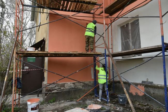 В Туле отремонтируют более 150 фасадов многоквартирных домов В Туле отремонтируют более 150 фасадов многоквартирных домов