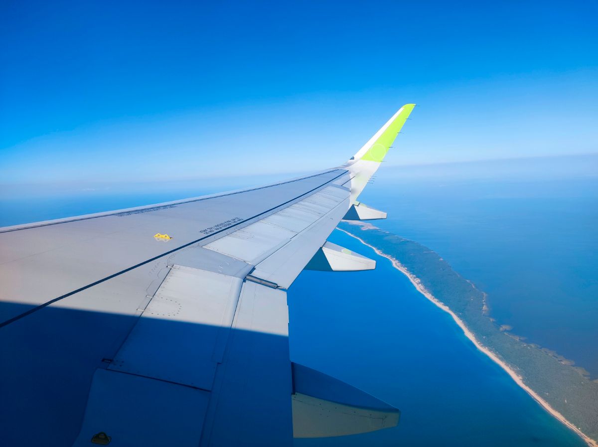 Родители из Тульской области смогут приобретать авиабилеты для детей с 50% скидкой Родители из Тульской области смогут приобретать авиабилеты для детей с 50% скидкой