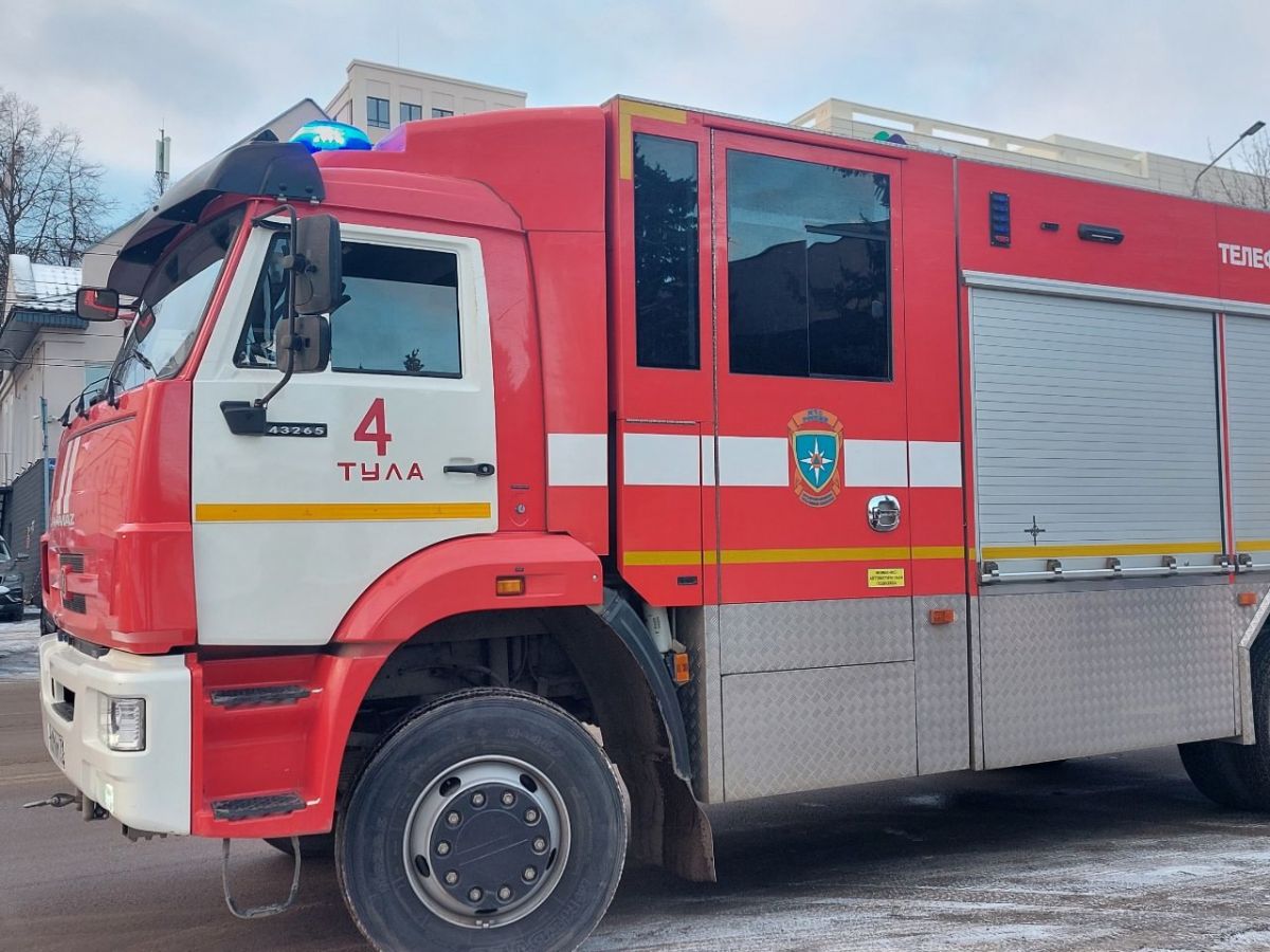 Магазин, дача, хозпостройка сгорели в Тульской области за сутки Магазин, дача, хозпостройка сгорели в Тульской области за сутки