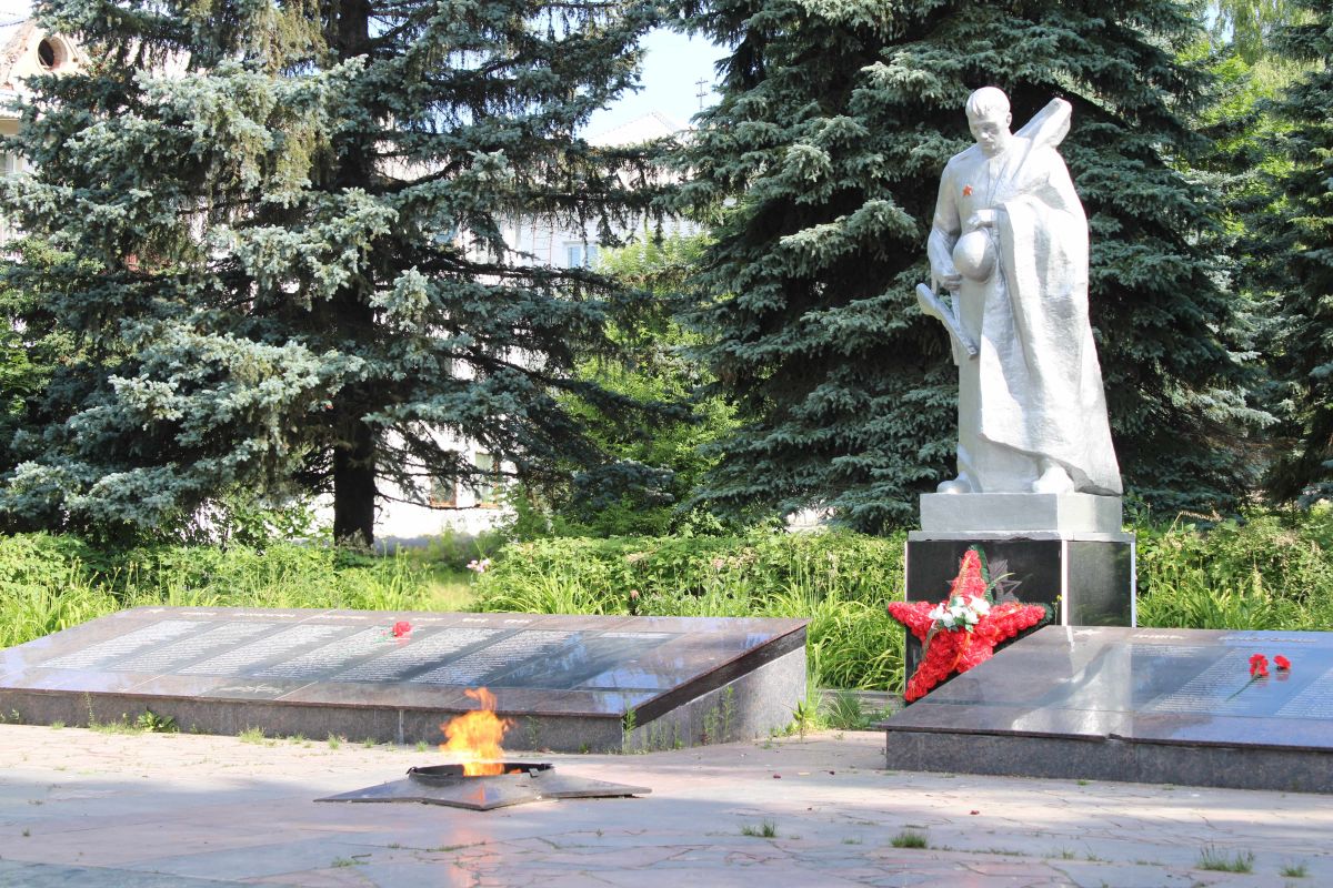 В Тульской области 197 памятных мест требуют внимания В Тульской области 197 памятных мест требуют внимания