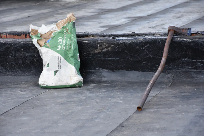 В Узловой прокуратура заинтересовалась худой крышей в школе В Узловой прокуратура заинтересовалась худой крышей в школе